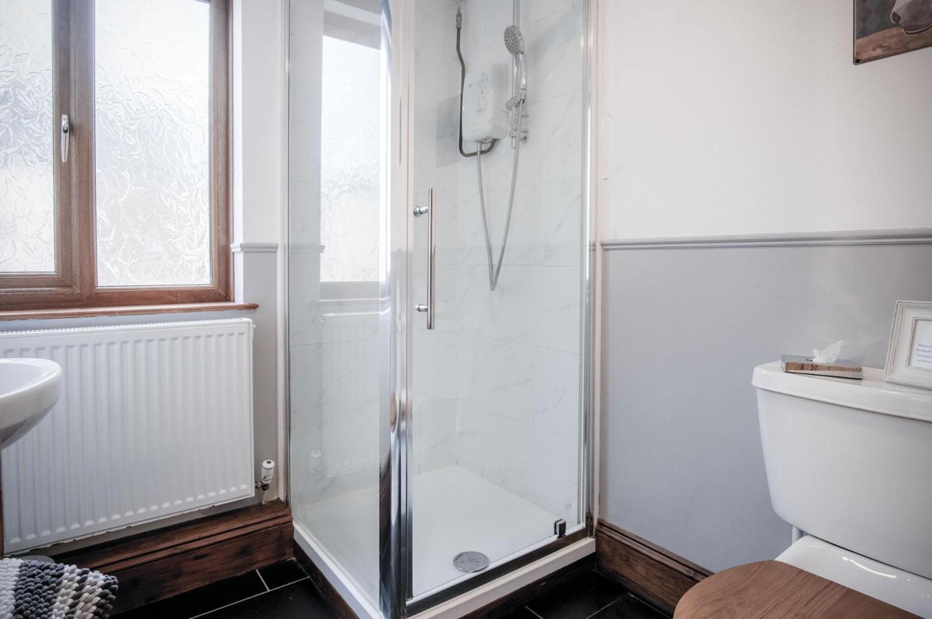 The Brambles - 2 Bedroom Cottage - Llanteg Esterno foto