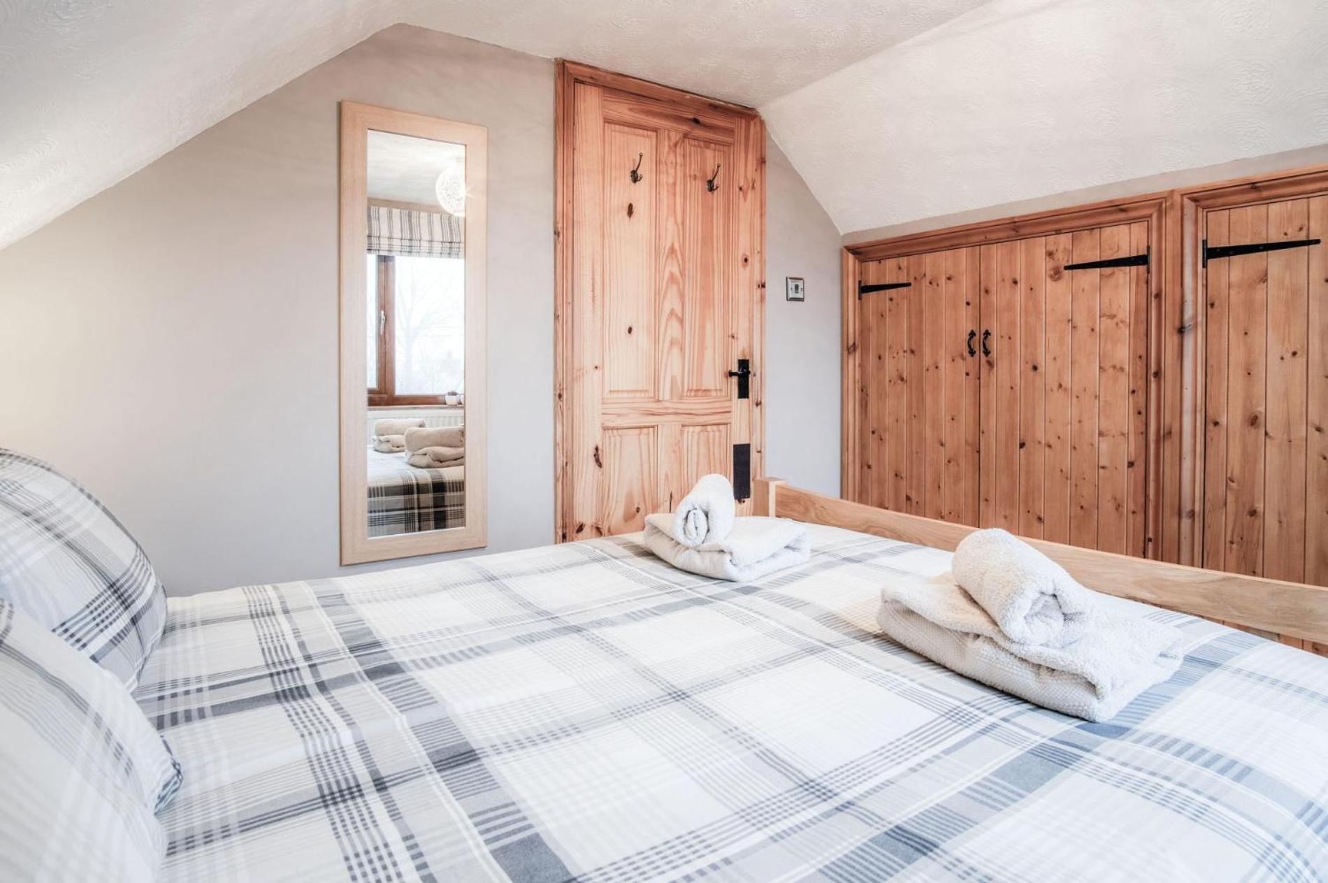 The Brambles - 2 Bedroom Cottage - Llanteg Esterno foto